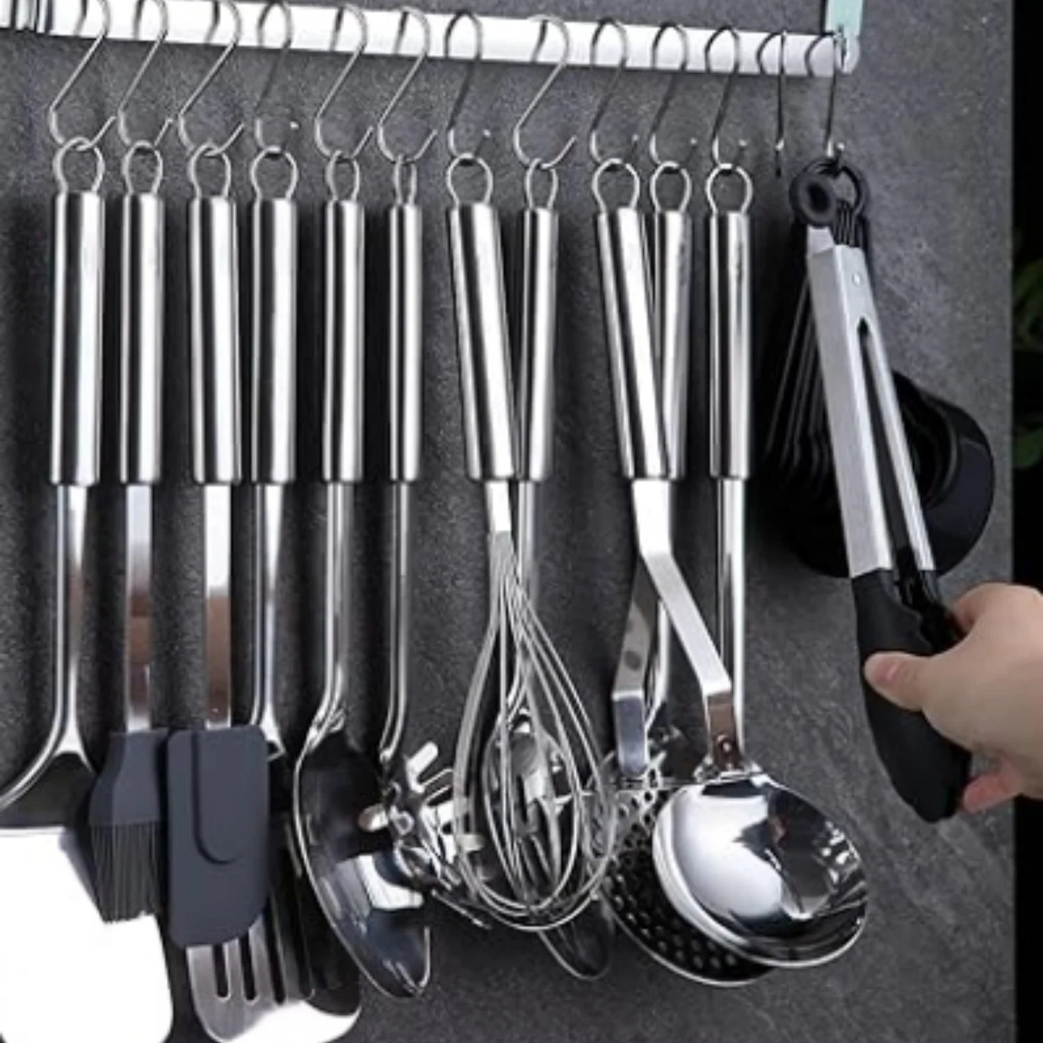 Kitchen Utensils Set 38 Pieces Stainless Steel Cooking Utensils Set Kitchen Gadgets Cookware Kitchen Tool Set with Utensil Holder Rack And Hooks For Hanging Dishwasher Suitable – Space-Saving Hanging Design with Functional, Easy-Use Details